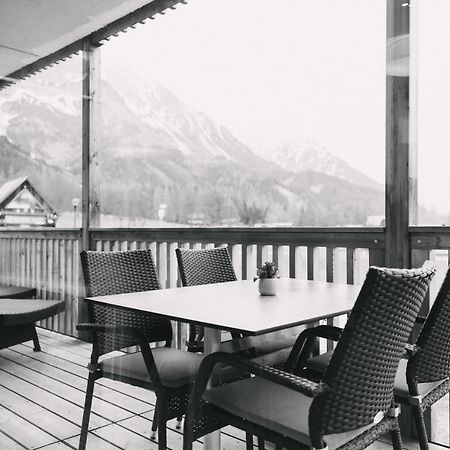 Chalet Village By Apart4You Ramsau am Dachstein Esterno foto