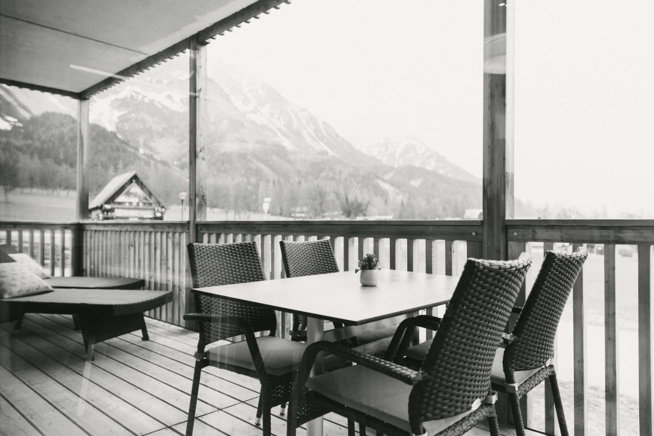 Chalet Village By Apart4You Ramsau am Dachstein Esterno foto